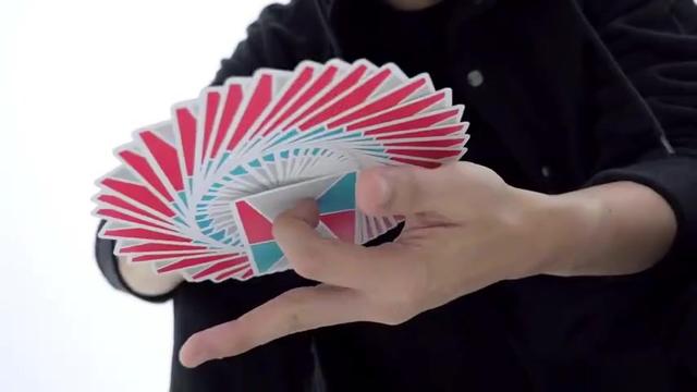 亚洲最强的花式纸牌团