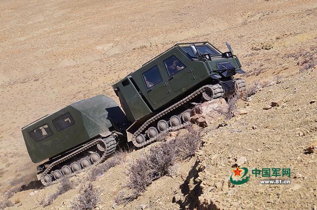 中国边防部队装备得到大幅改善，有一型车辆与英军所用型号一致