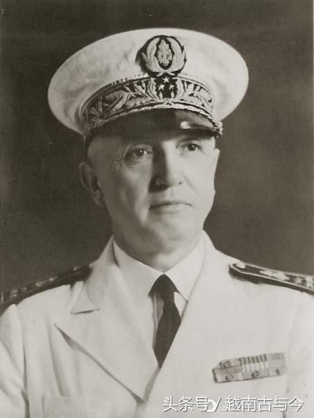 七十五前法国被纳粹打残，就在亚洲欺负泰国国王