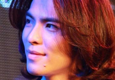 歌手萧敬腾，30岁组狮子乐团从零出发，歌迷百万公益做礼物