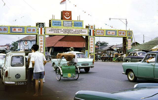 珍贵彩色老照片：1960年的新加坡，真不如越南西贡