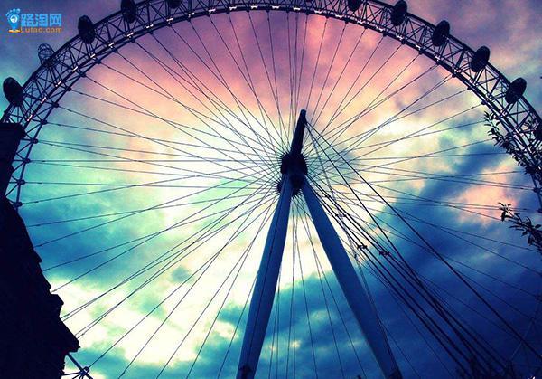 最浪漫的摩天轮，要和最爱的你一起坐
