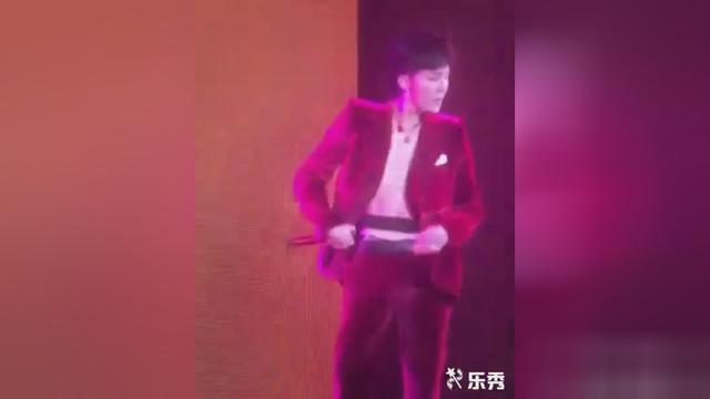 BigbangGD新加坡solo 你哥真是完美诠释了矫揉造作