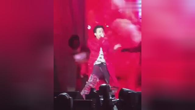 BigbangGD新加坡solo 你哥是有备而来的！