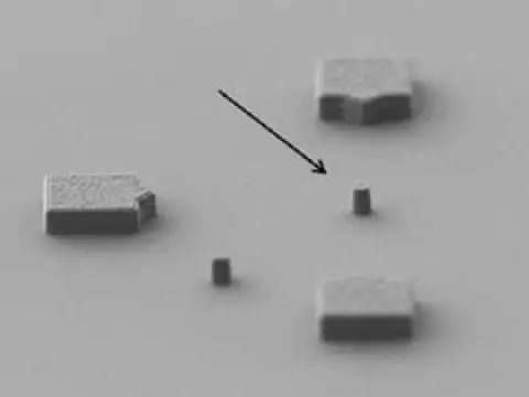 新加坡科学家开发出制造混合硅激光器的新技术：可低成本量产！