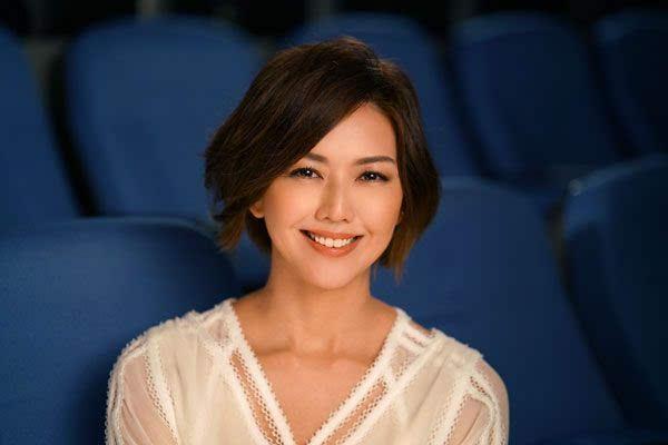   不光长得像，孙燕姿这一家个个都是人生赢家啊！