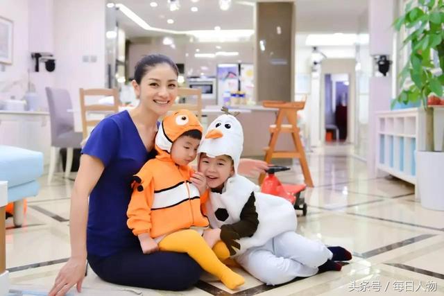胡可：我不是超人，我是学会了“亲密”的妈妈