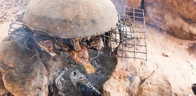 非洲烟熏鱼当地人不吃 专供不懂制作过程的游客