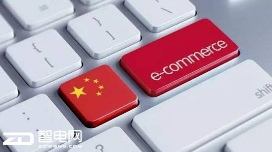 新加坡总理在国庆群众大会上称赞中国电子支付领先世界