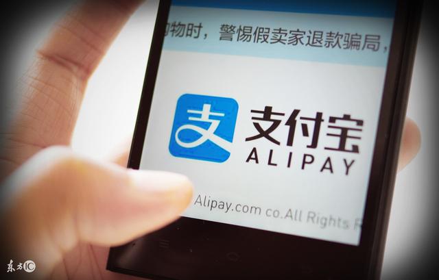 日本慌了！中国游客狂剁手，商家心急：没支付宝真被鄙视了！
