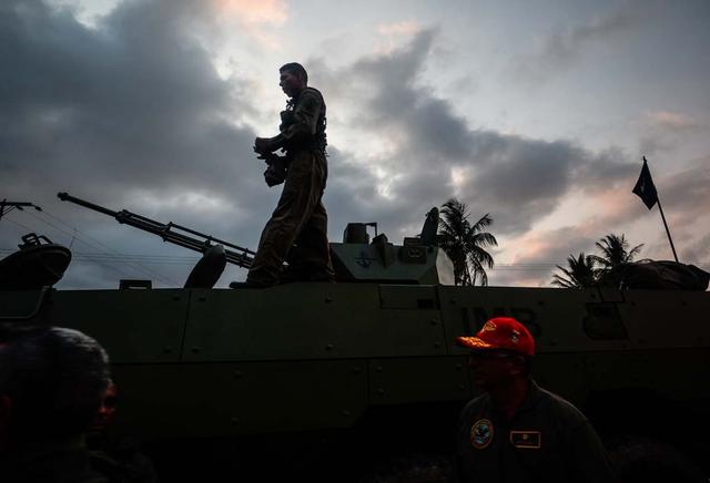 后院又起火！美国强权政策正在自掘坟墓