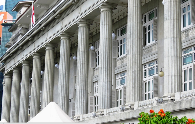 新加坡11岁男生违纪被学校打鞭子 家长：知情，不过鞭打过重