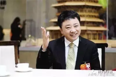 刷了6年瓶子，烧了5年锅炉，却一举创造出462亿的巅峰时刻！