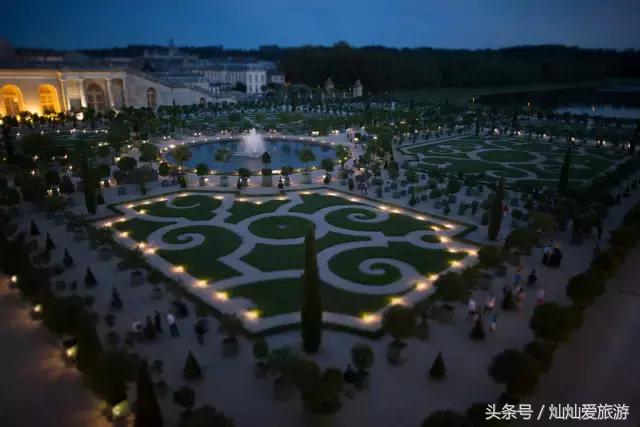 10座奇幻夜花园，初秋时节重温仲夏夜之梦