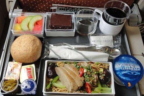 全球十大最美味最有特色飞机餐，看完你会忍不住想买机票