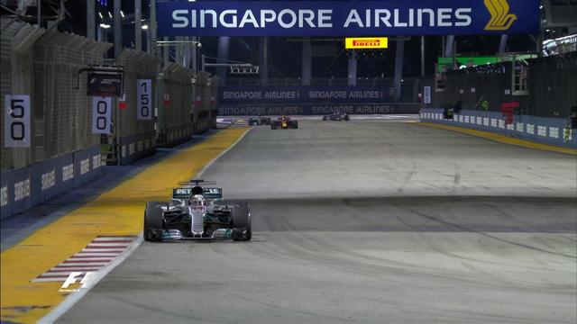 F1新加坡站：法拉利全军覆没 汉密尔顿收获冠军