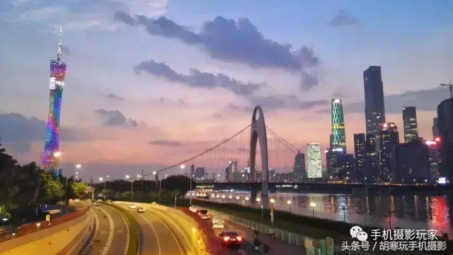 原来在这个角度拍广州塔那么美，爱微图手机摄影圈每日一图007期