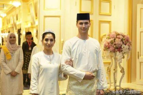马来西亚苏丹的荷兰女婿和新加坡总理共进午餐