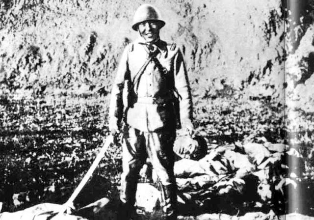 二战日军在新加坡屠杀十万华人，李光耀差点被杀，至今仍不道歉