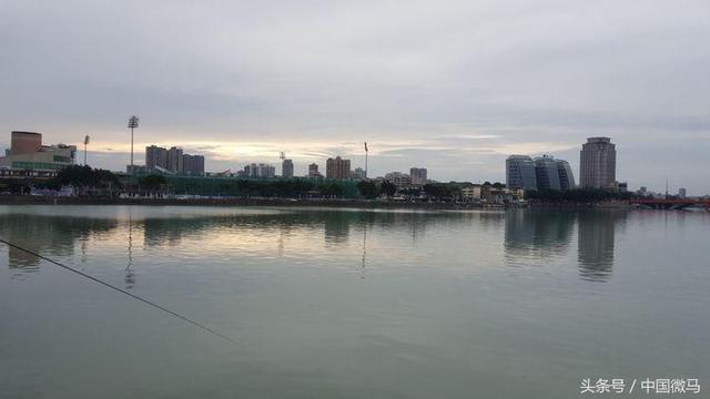 跑在最美夕阳红