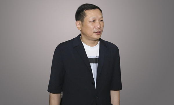 一年开1200家店，年营收170亿，他扬言“要和优衣库拼了”