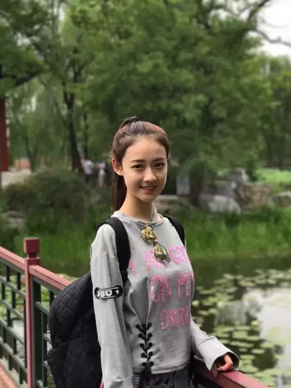 北电开学美女如云，王俊凯表演系女同学大揭秘！