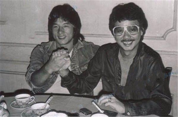 成龙几十年的幕后军师，张曼玉钟楚红是他女儿，张学友喊他老爸