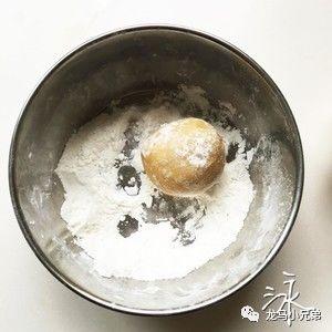 国庆中秋亲子烘焙｜5岁孩子也能完成的：广式蛋黄莲蓉月饼