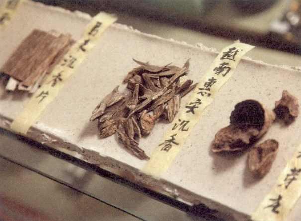 妙手雕香百世流芳