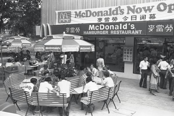 麦当劳改叫金拱门，新加坡却很淡定：我们41年前就改名！