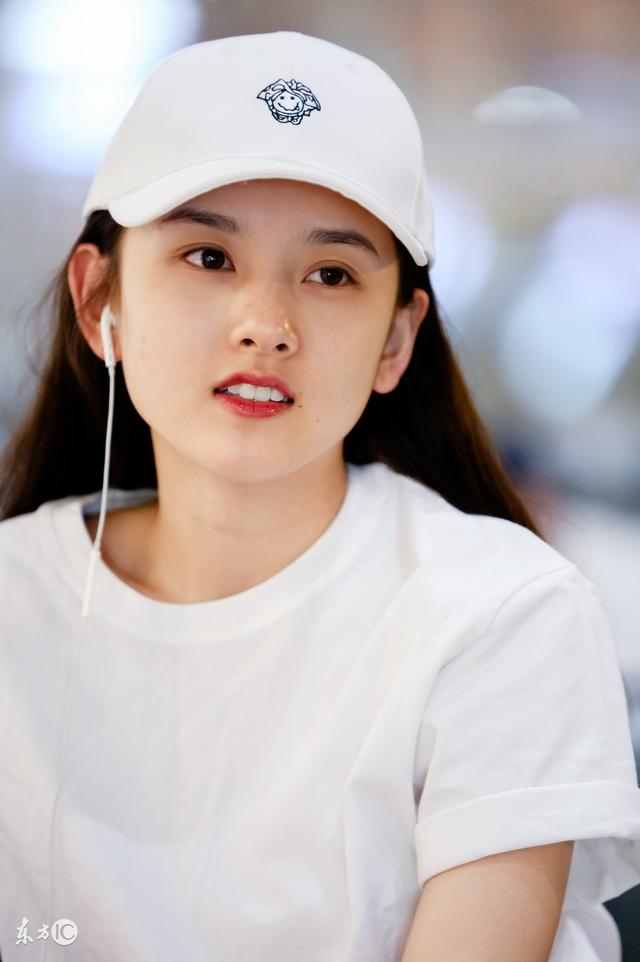 出名要趁早，那些肆无忌惮霸屏的“95后小花花”新盘点