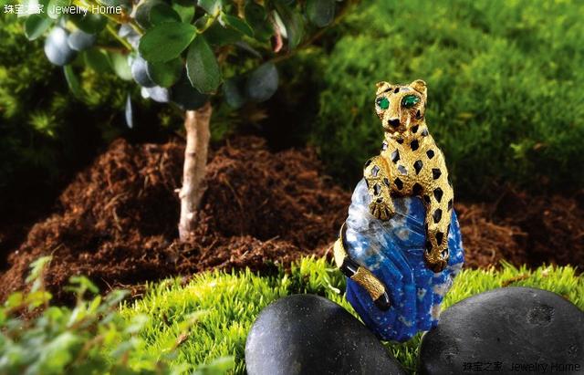 “鸽血红”钻石戒指现身苏富比香港秋季拍卖，再次以天价成交！