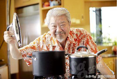蔡澜称它20世纪最大发明，美国食神吃2000碗后，开出10碗世界最佳