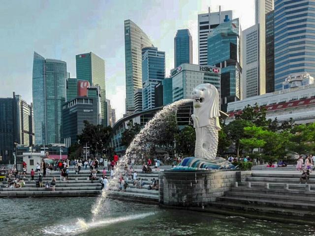 旅途随笔	新加坡鱼尾狮公园旅游游记 新加坡的国家标志性景点