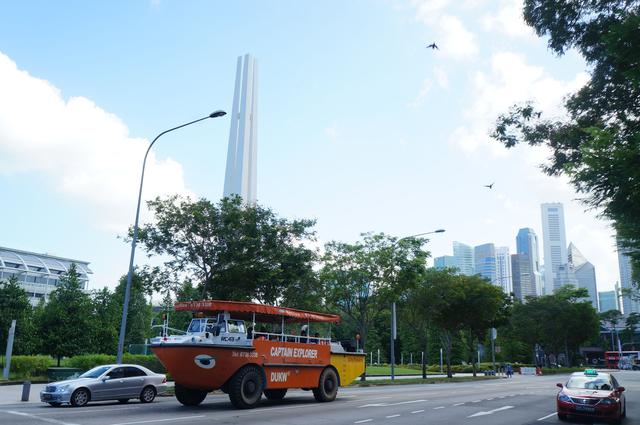 亚洲漫行图集 参观新加坡和平纪念碑 铭记历史展望新加坡的未来