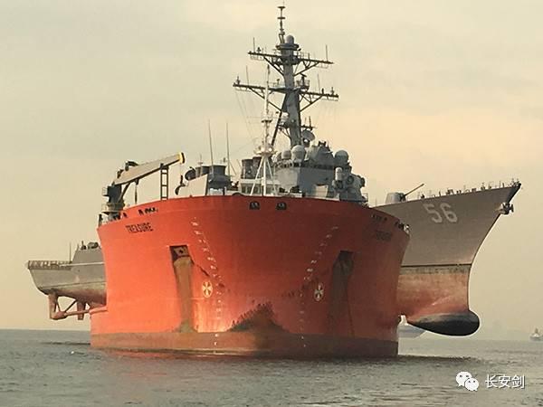 「三分钟法治新闻全知道」被撞美军驱逐舰被中国造半潜船“公主抱”回基地