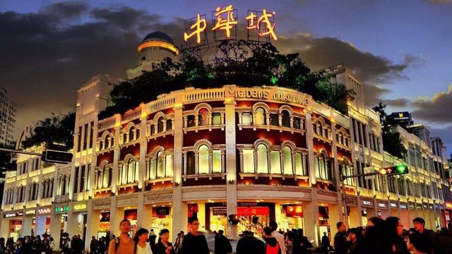 LV旗下餐饮品牌“翡翠拉面小笼包”入驻中华城 系福建首店