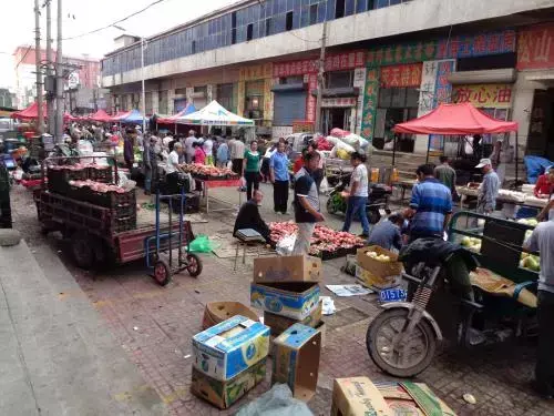 脏乱差是中国菜市场代名词？我觉得未必