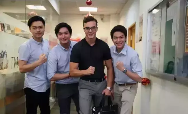 权威！2017年新加坡私立大学首份就业率和薪资调查报告新鲜出炉！