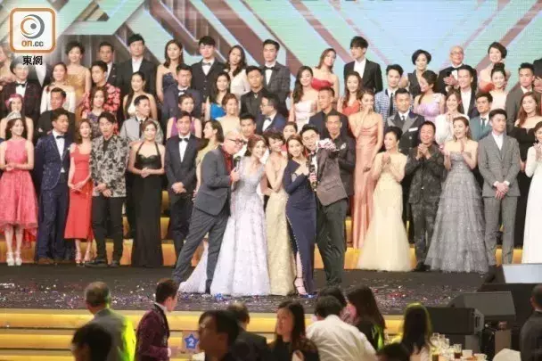 《TVB2018节目巡礼》大合照排位大公开，谁是TVB重视的人？