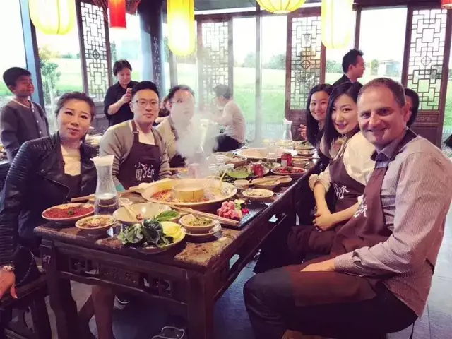 成都火锅煮世界