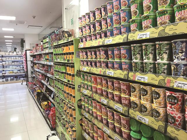 高端面成“救命草”，方便面消费回暖？