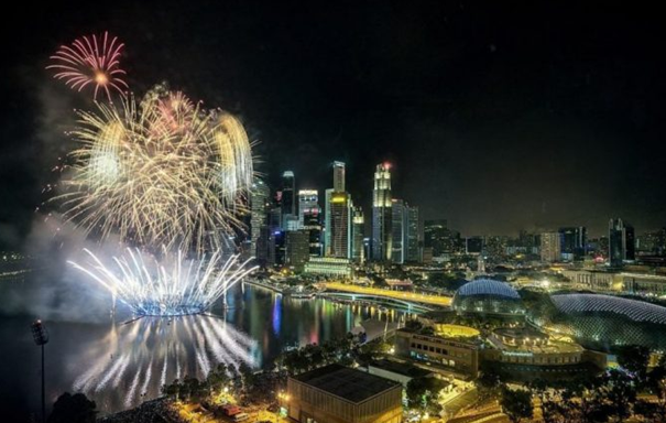 今晚在新加坡怎么过？烟花、倒数、看灯……一个不漏！