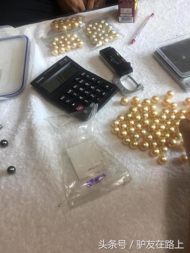 印尼被称之为千岛之国，那里的黑珍珠很美很便宜