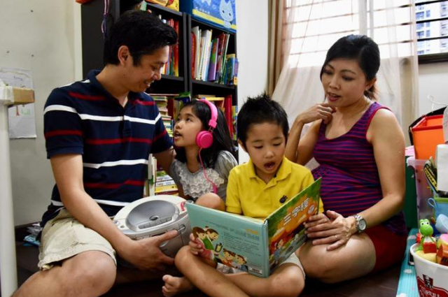 新加坡双语教育：多讲华语会使孩子英语退步？不存在的！