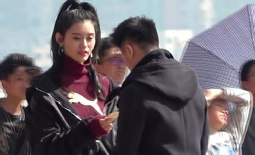 赌王儿子追奚梦瑶追到综艺节目上来，原因只是“吃醋了”？