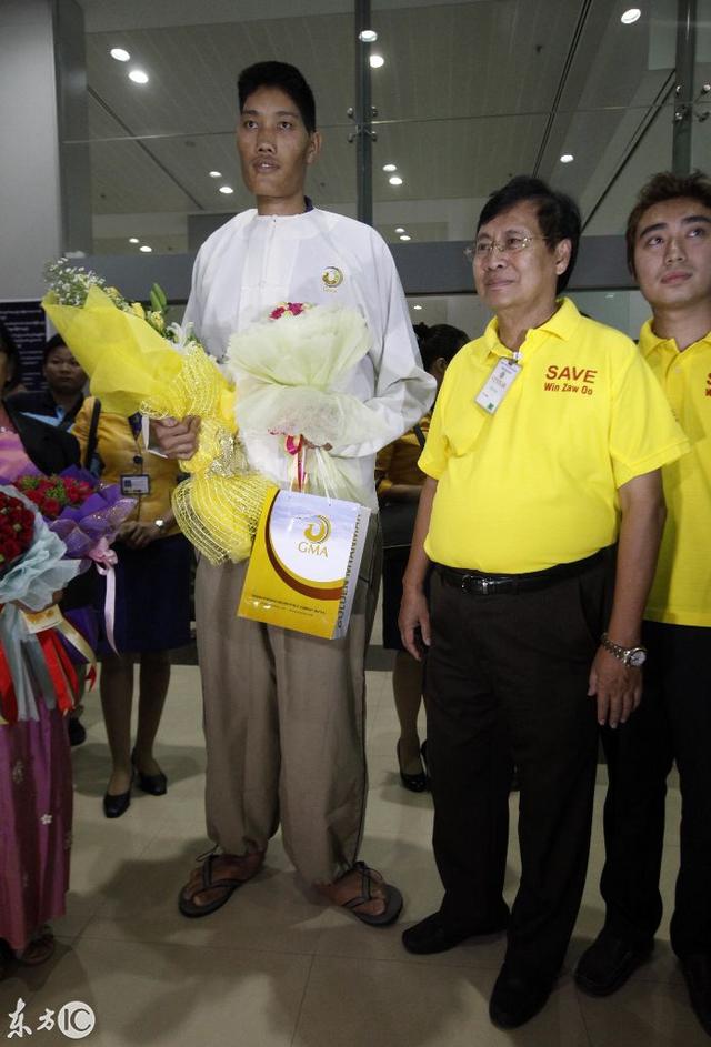 缅甸男子因长得太高而动手术，网友：上面的空气会新鲜一点吗？