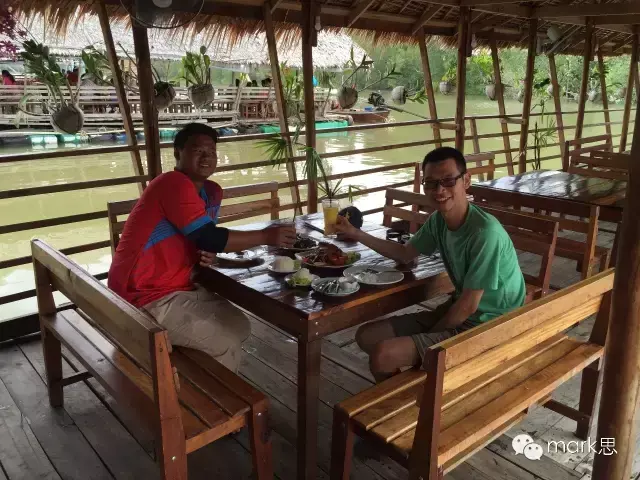 泰国旅行札记：他和她的故事，以及世界