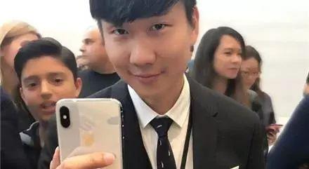 比起林俊杰的歌，我更关注他的炫富指南