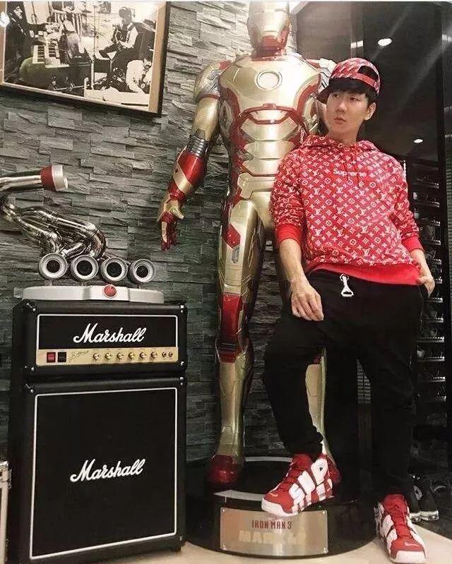 林俊杰号称娱乐圈炫富第一人？手表都是定制的300万起